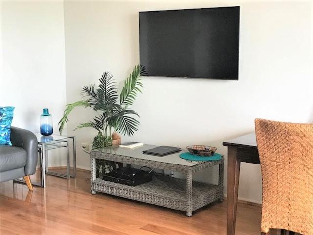 فورستر Sunrise Luxury Apartments المظهر الخارجي الصورة